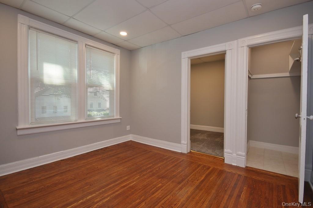 Single Family 235th  Bronx, NY 10470, MLS-992640-28