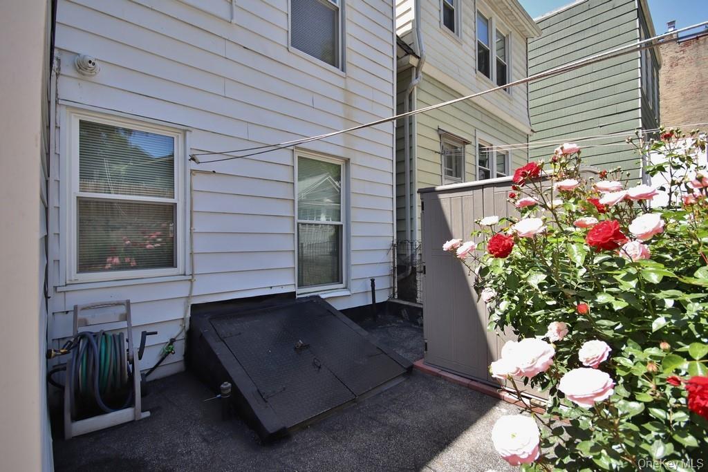 Single Family 235th  Bronx, NY 10470, MLS-992640-41