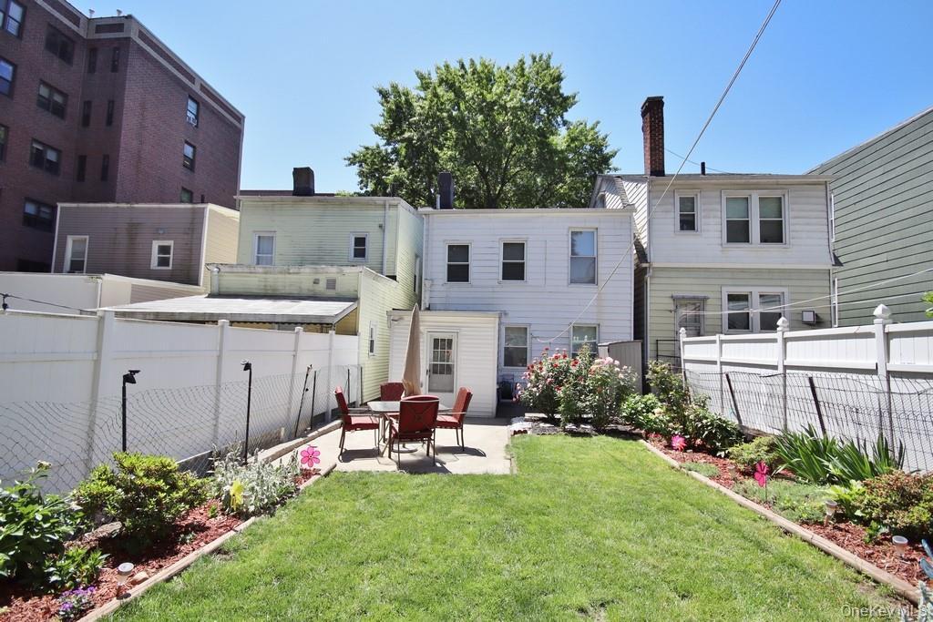 Single Family 235th  Bronx, NY 10470, MLS-992640-6