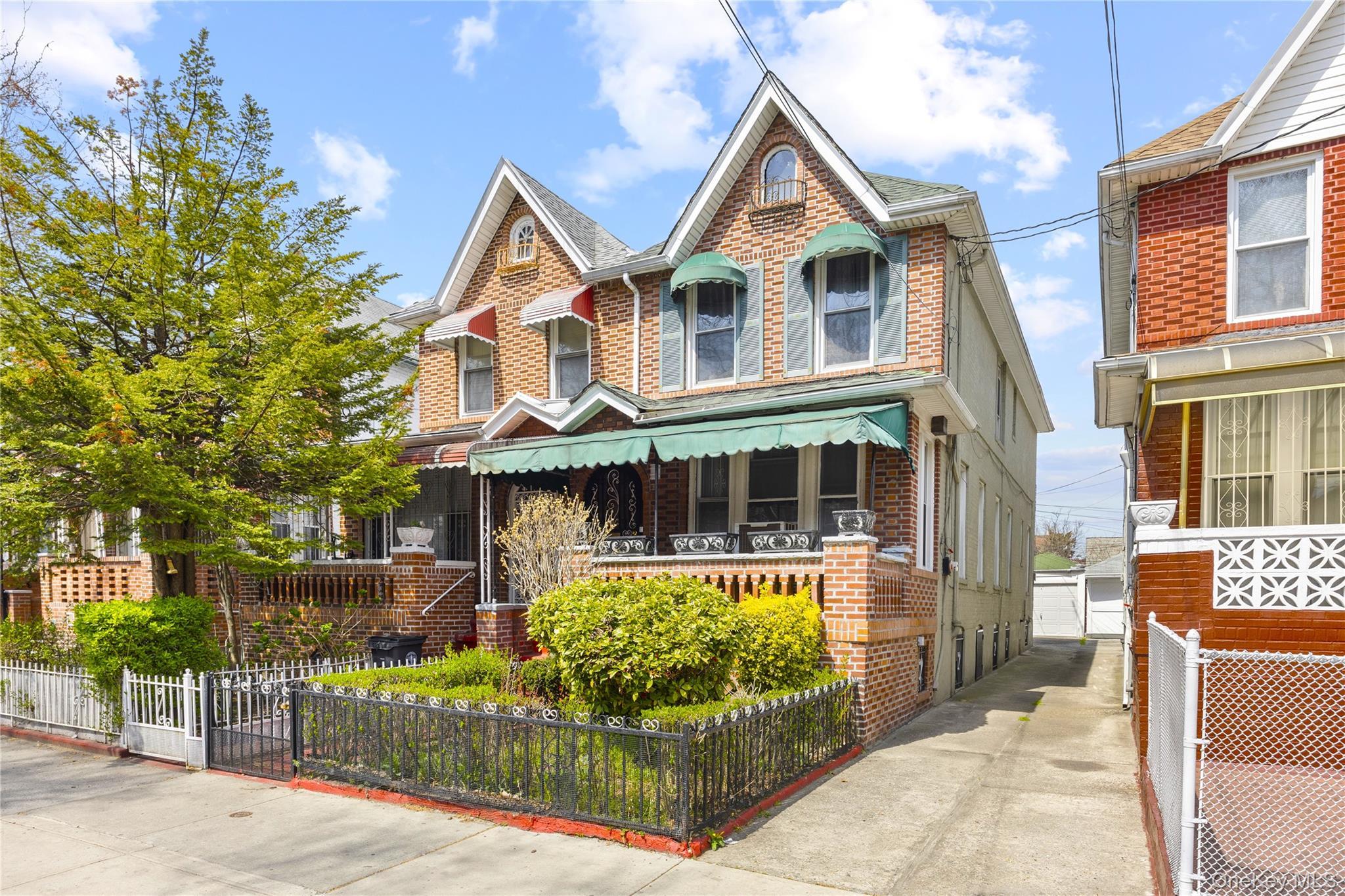 Single Family Lenox  Brooklyn, NY 11212, MLS-992653-15