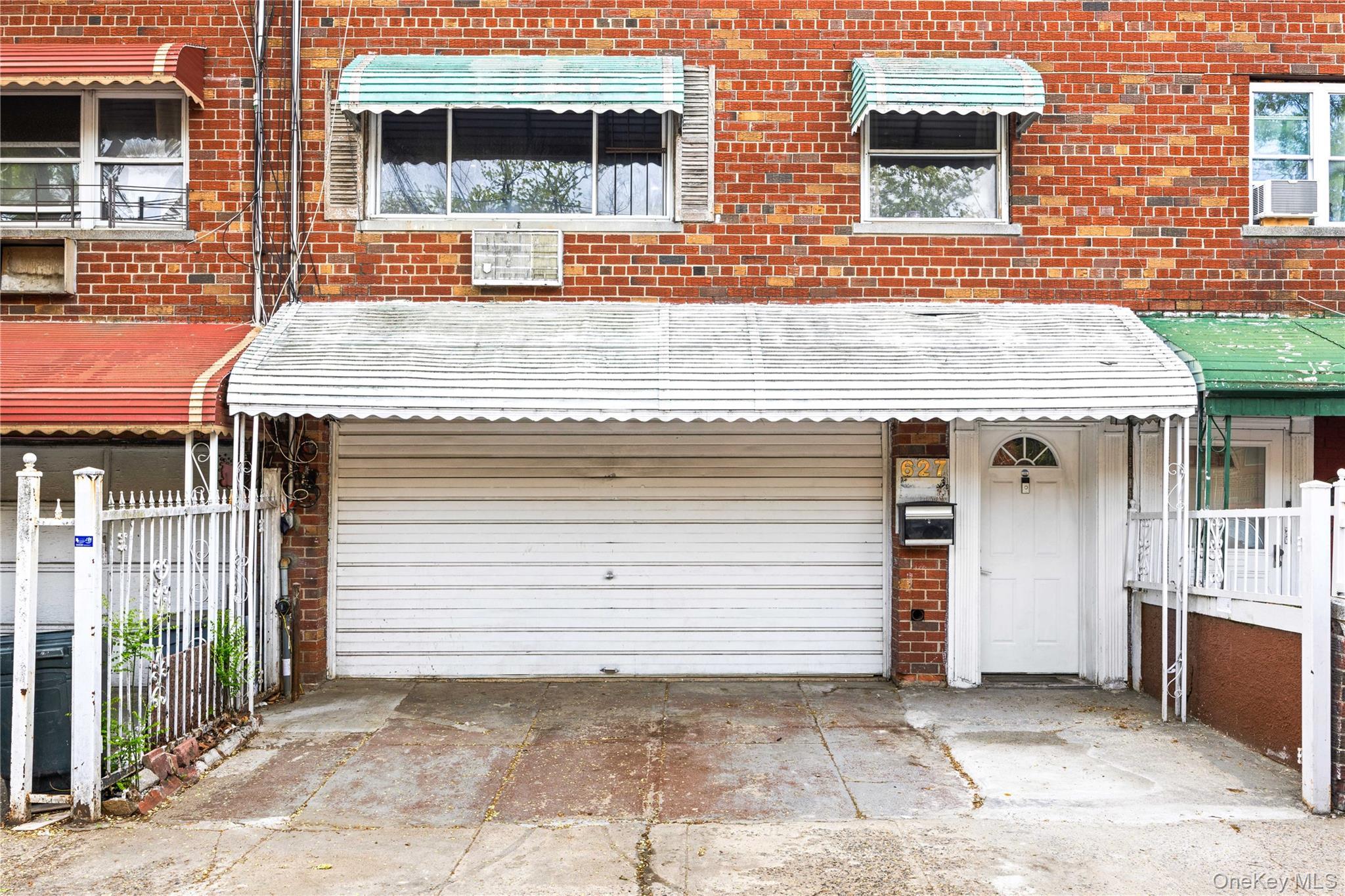 Single Family Commonwealth Bronx, NY 10473, MLS-992662-2