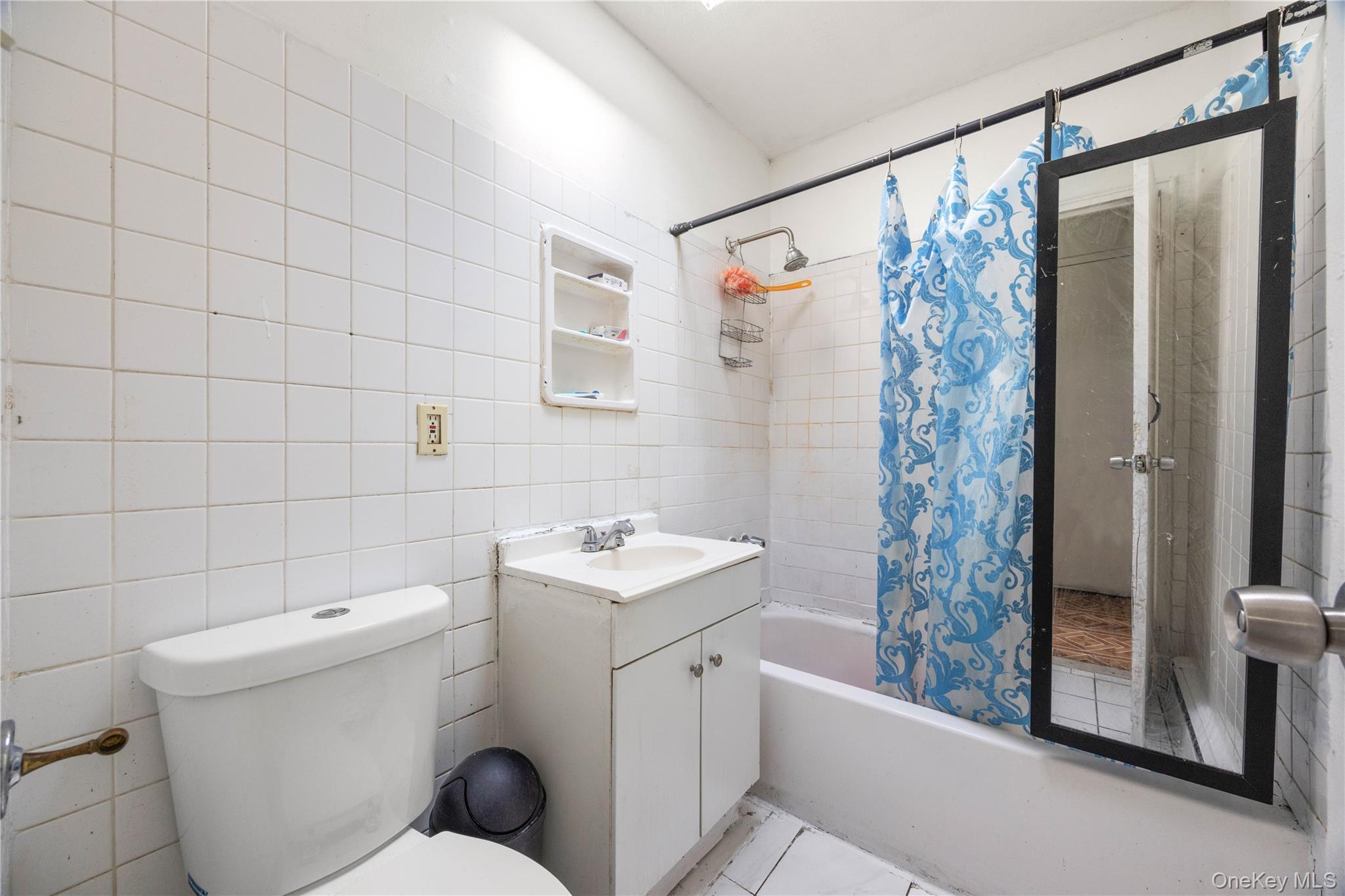 Single Family Commonwealth Bronx, NY 10473, MLS-992662-23