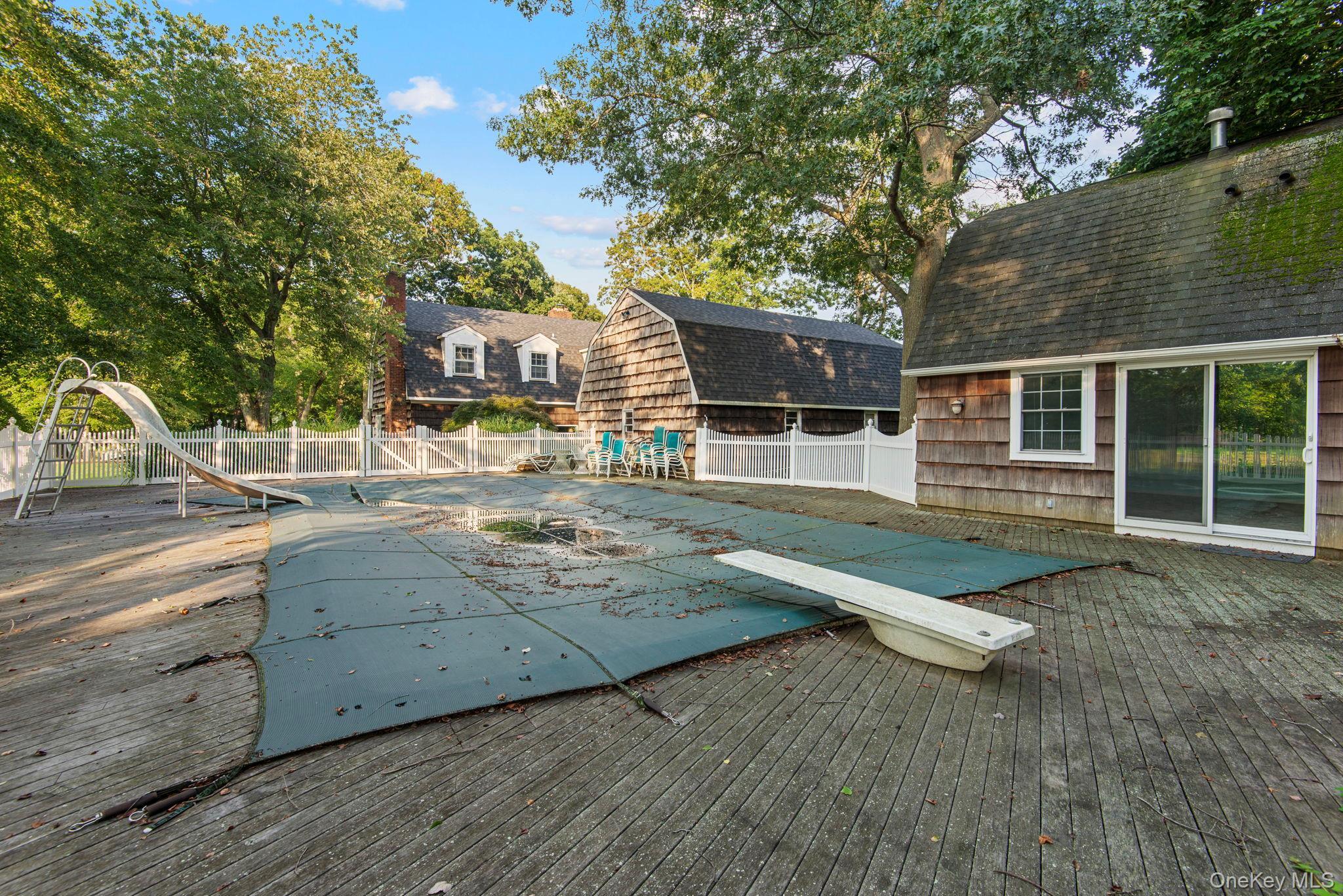 Single Family Lake Drive Suffolk County, NY 11953, MLS-992697-31