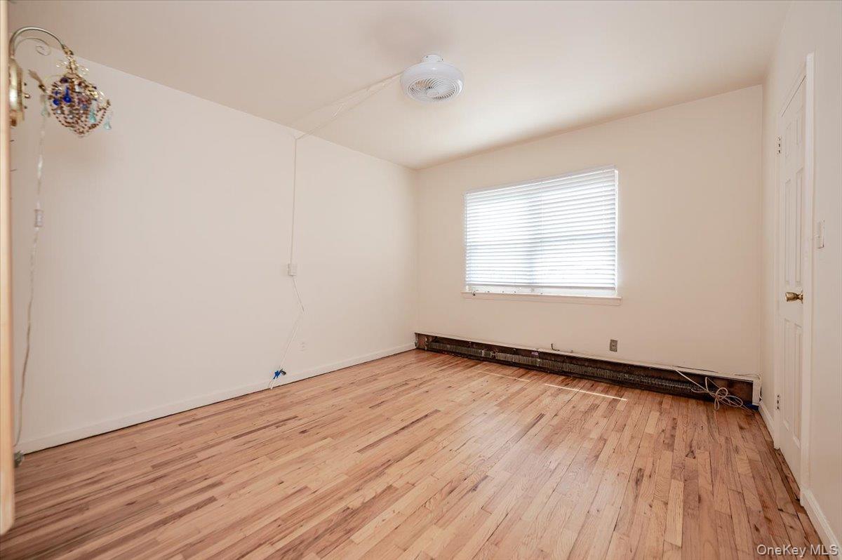 Single Family 229th  Bronx, NY 10466, MLS-992708-8