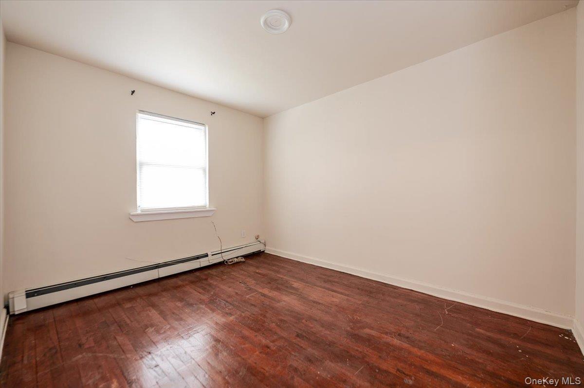 Single Family 229th  Bronx, NY 10466, MLS-992708-9