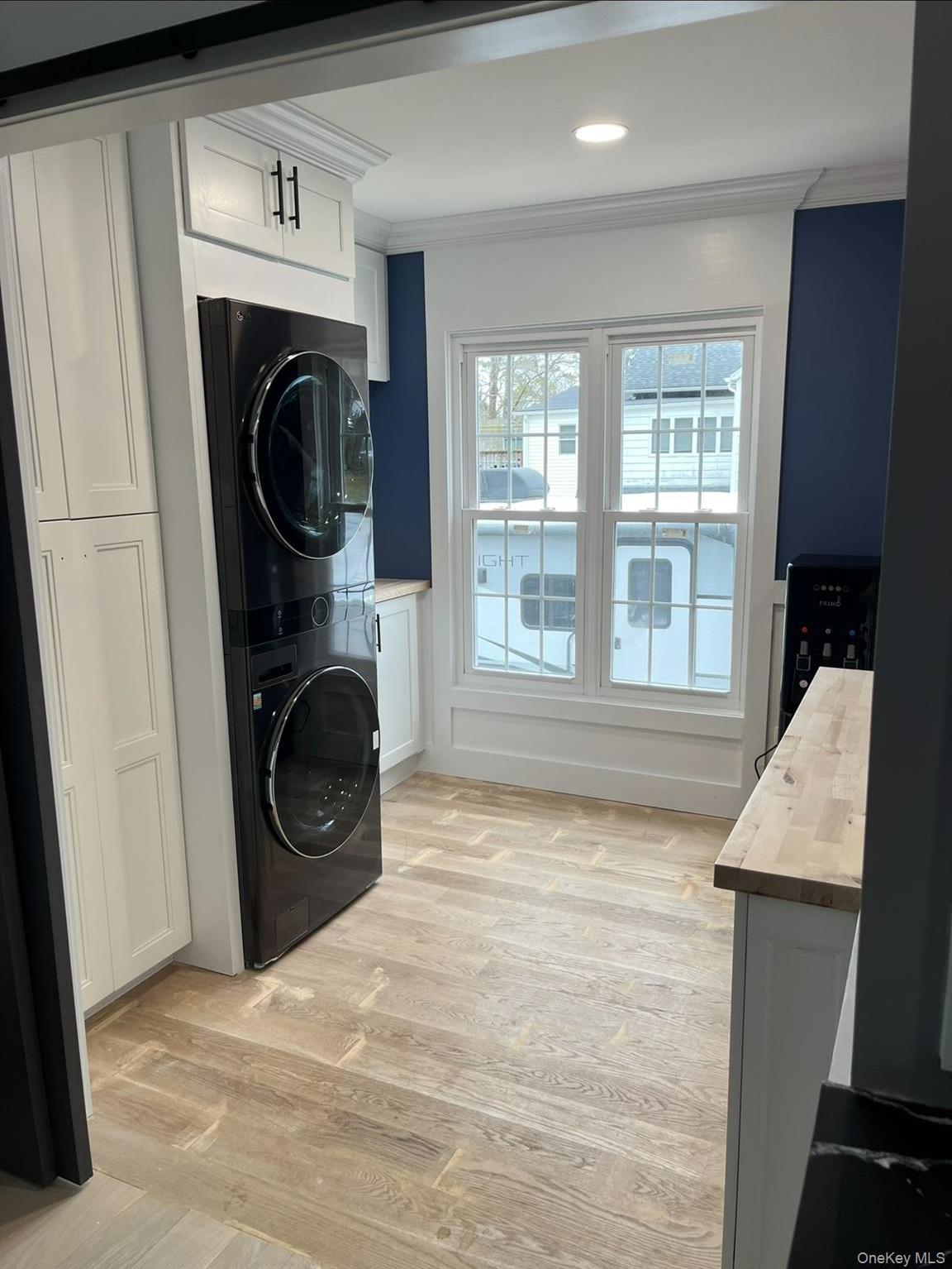 Single Family Highview  Suffolk County, NY 11784, MLS-992741-7