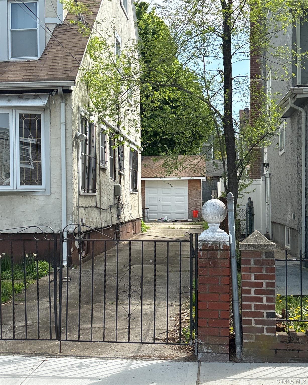 Single Family 196th Street  Queens, NY 11412, MLS-992769-11