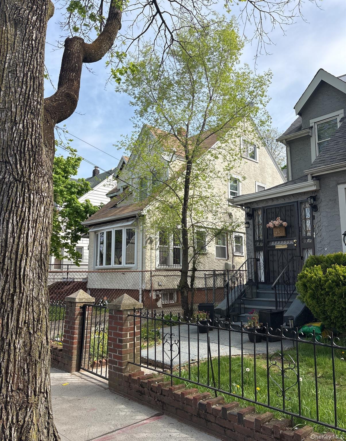 Single Family 196th Street  Queens, NY 11412, MLS-992769-12