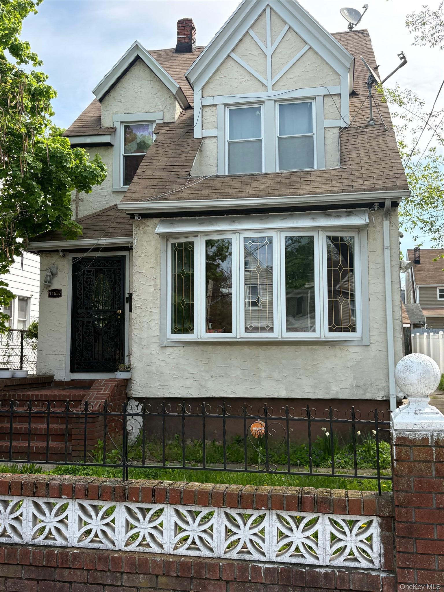 Single Family 196th Street  Queens, NY 11412, MLS-992769-4