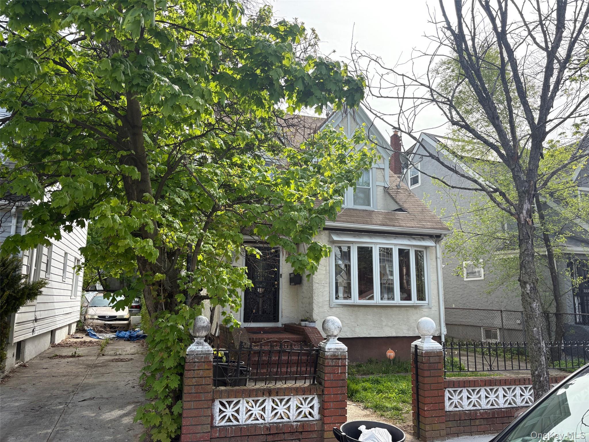 Single Family 196th Street  Queens, NY 11412, MLS-992769-5
