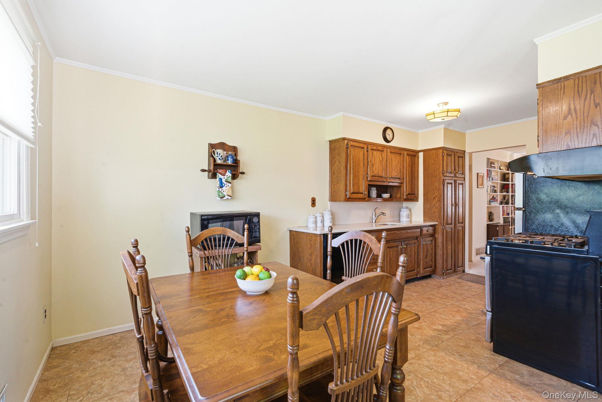 Single Family Frost  Suffolk County, NY 11740, MLS-992772-13