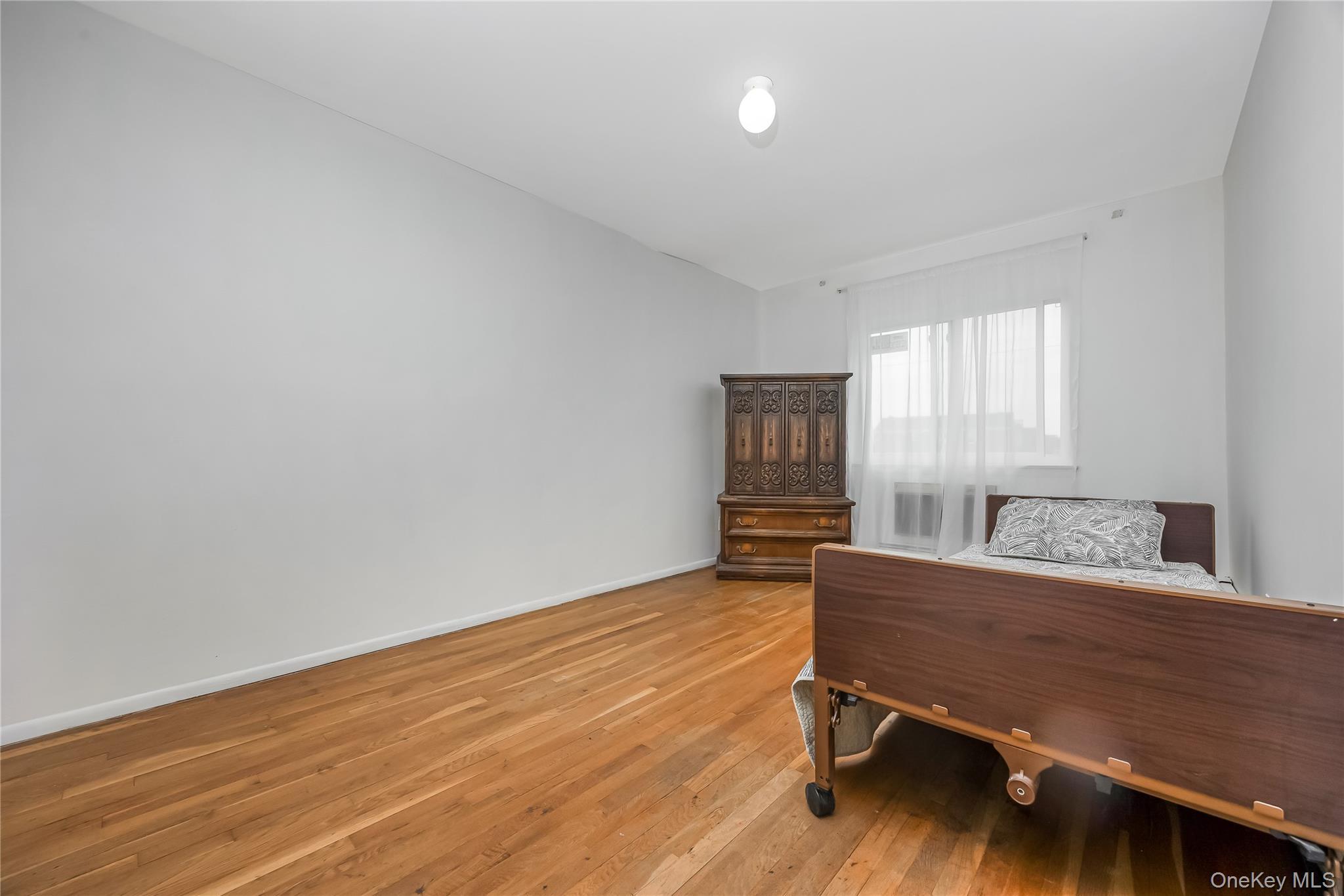 Single Family Depot Road Queens, NY 11358, MLS-992774-15