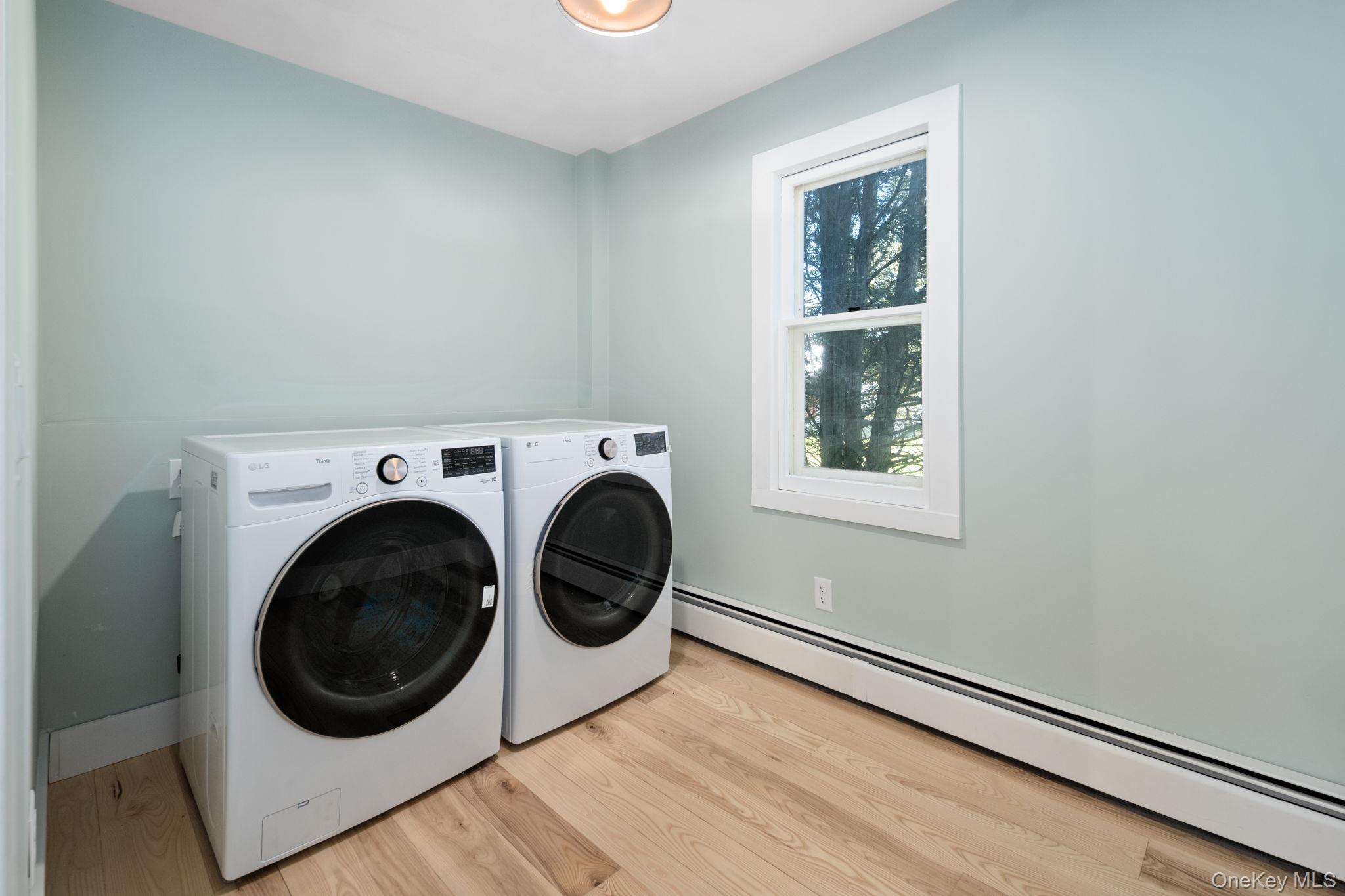 Single Family Main  Out Of Area, NY 12122, MLS-992802-17