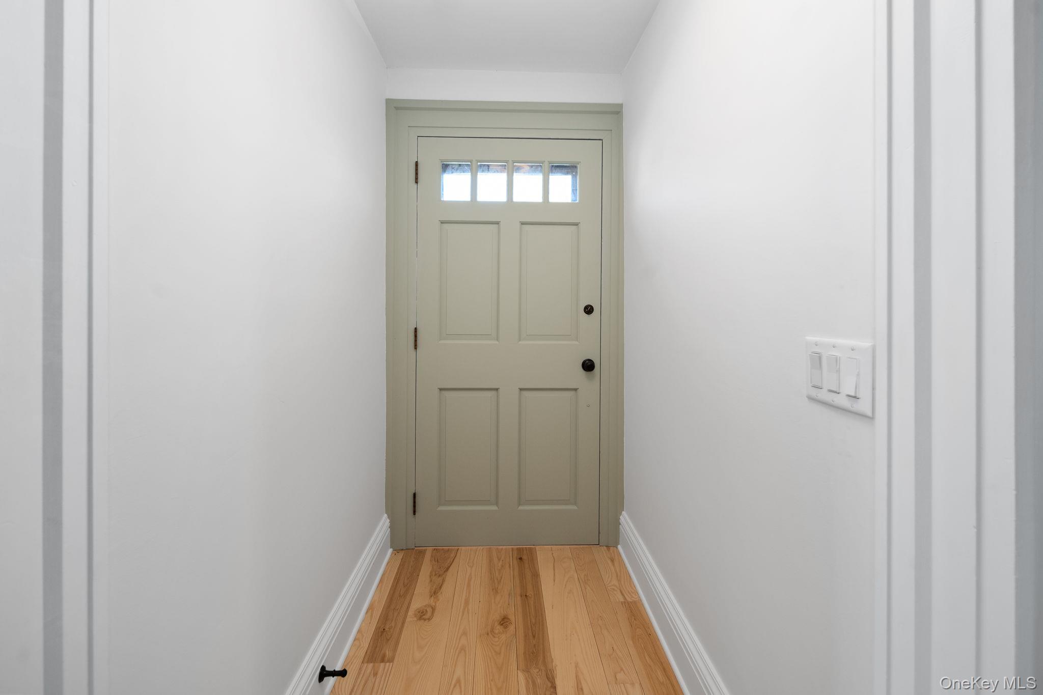 Single Family Main  Out Of Area, NY 12122, MLS-992802-5