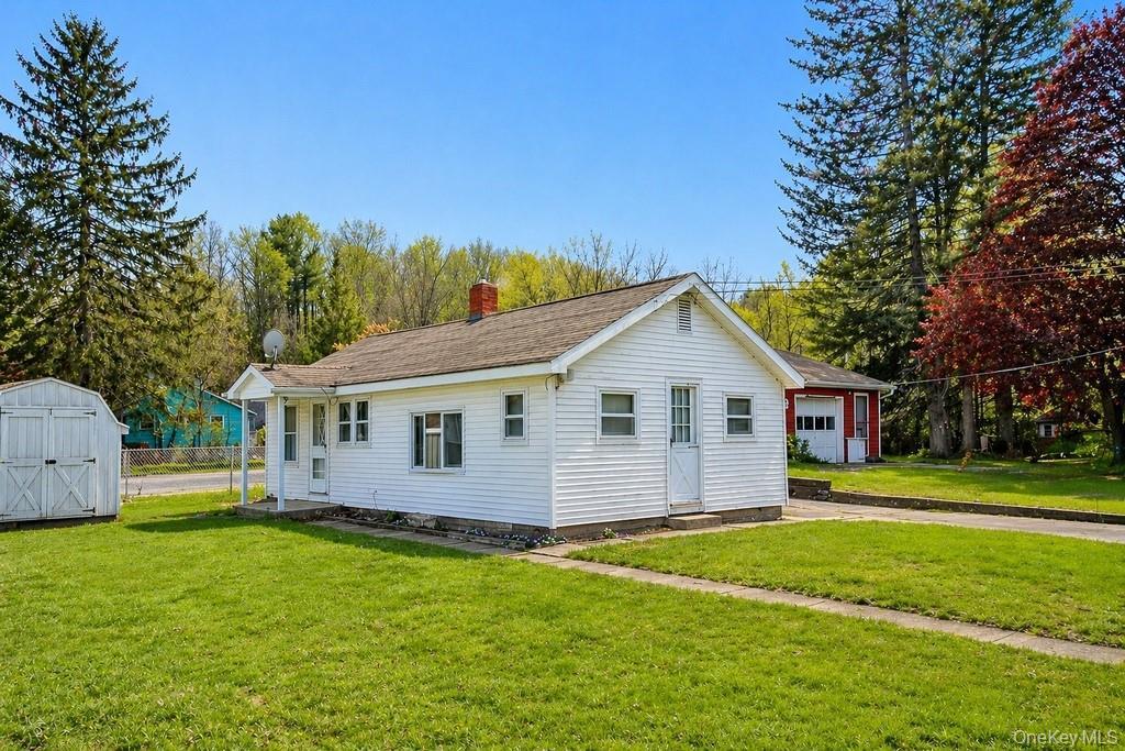 Single Family Irish Cape  Ulster County, NY 12458, MLS-992812-2