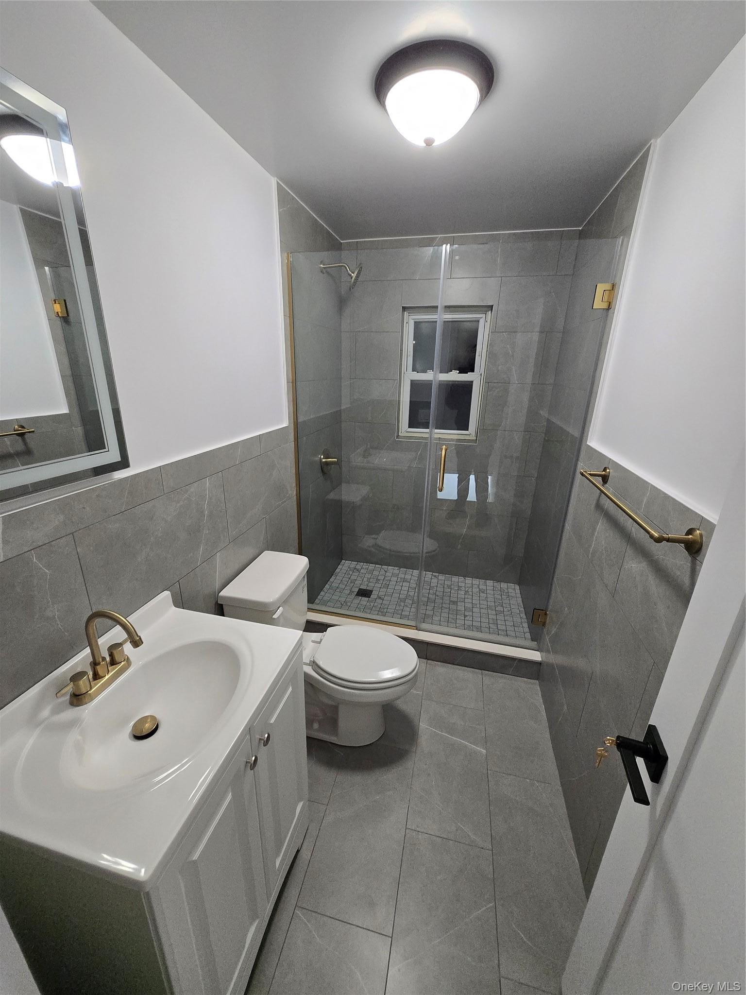 Single Family 226th Street Queens, NY 11413, MLS-992819-17