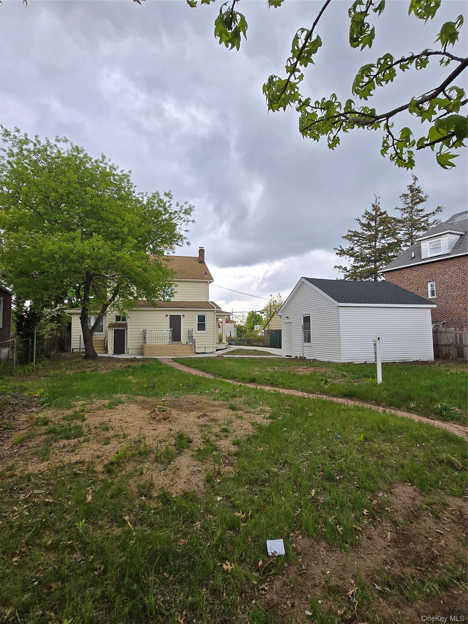 Single Family 226th Street Queens, NY 11413, MLS-992819-2