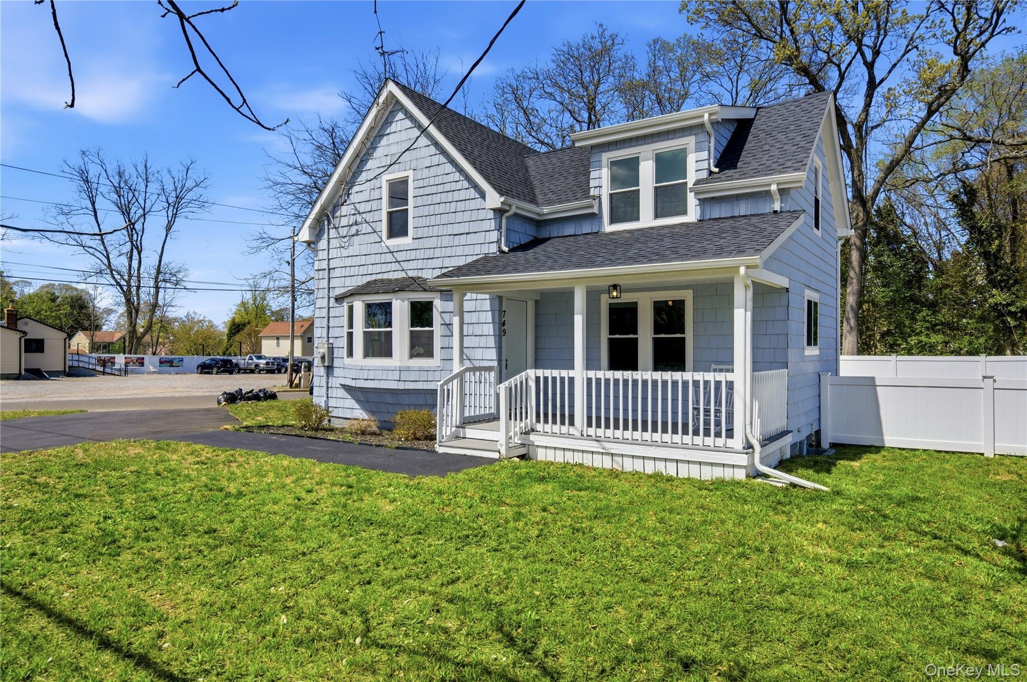 Single Family E Main Street Suffolk County, NY 11754, MLS-992841-19