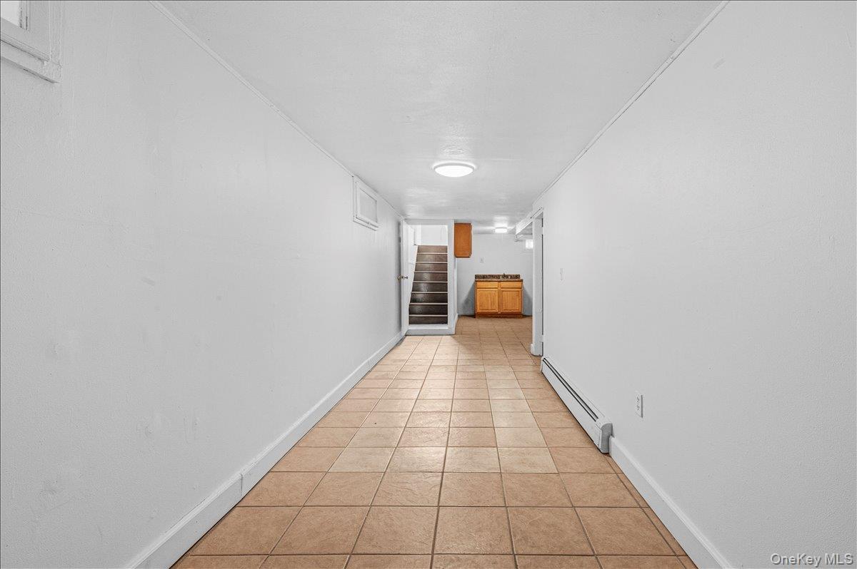 Single Family 202th  Queens, NY 11423, MLS-992849-12