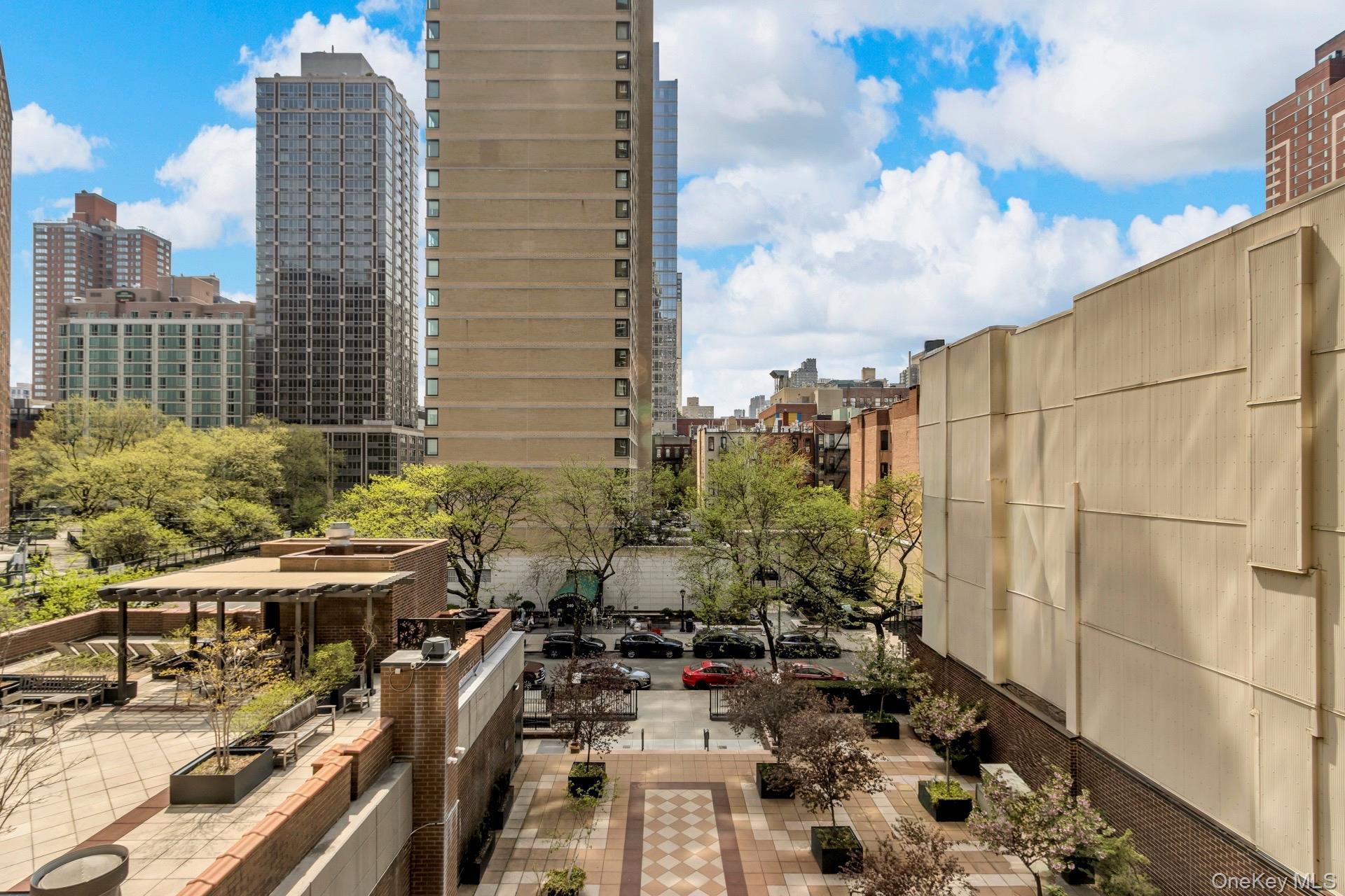 Apartment 93rd  Manhattan, NY 10128, MLS-992874-12