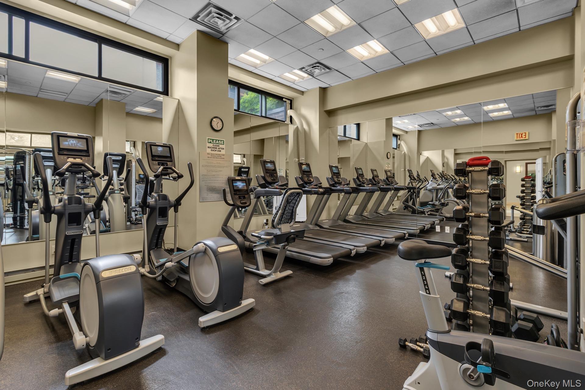 Apartment 93rd  Manhattan, NY 10128, MLS-992874-39