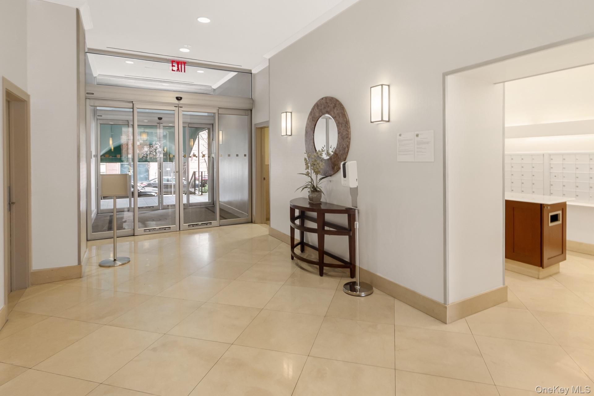 Apartment 93rd  Manhattan, NY 10128, MLS-992874-41