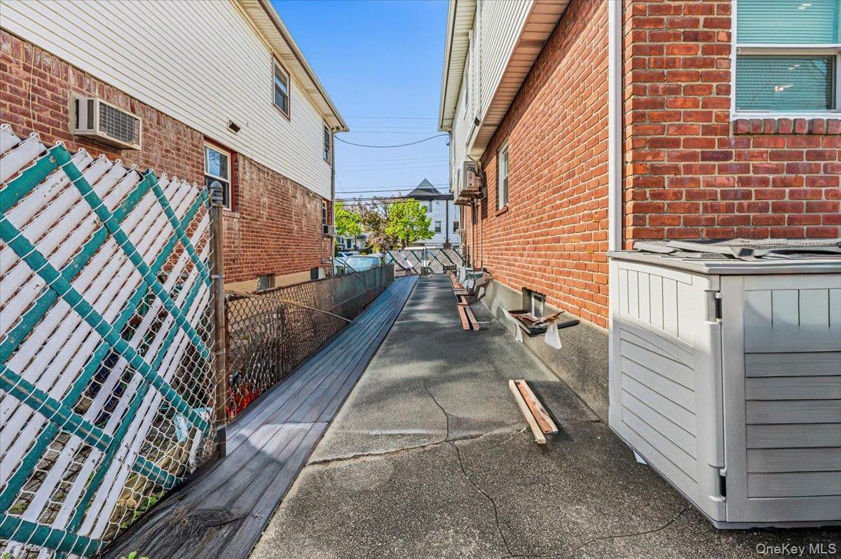 Single Family 149th  Queens, NY 11422, MLS-992891-20