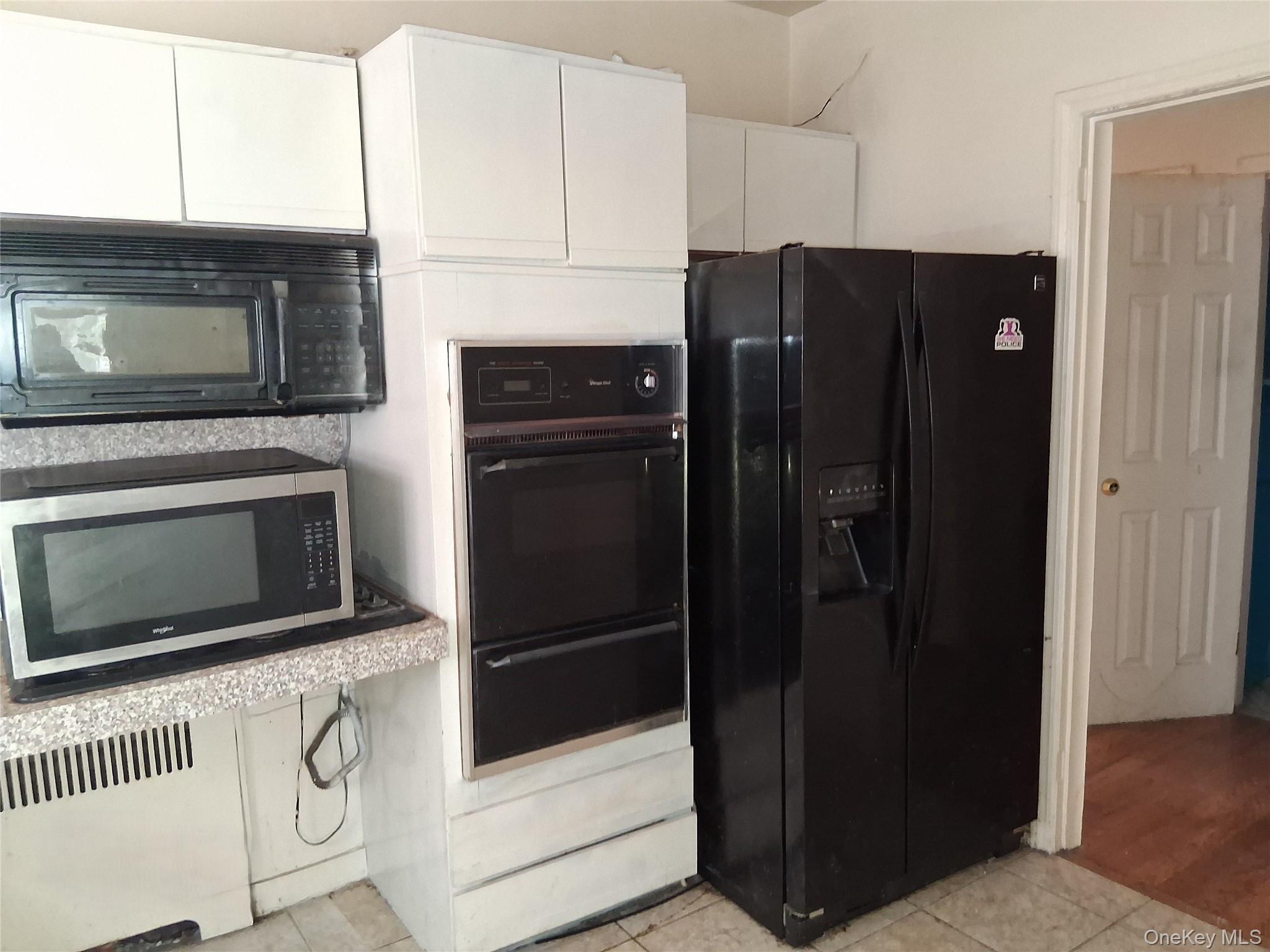 Single Family Hone  Bronx, NY 10469, MLS-992972-5
