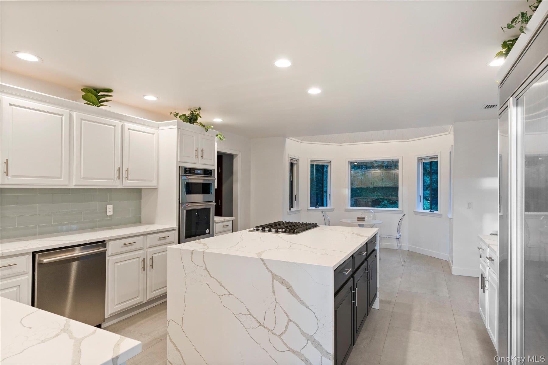 Single Family Silver Beech Lane Suffolk County, NY 11933, MLS-992997-15