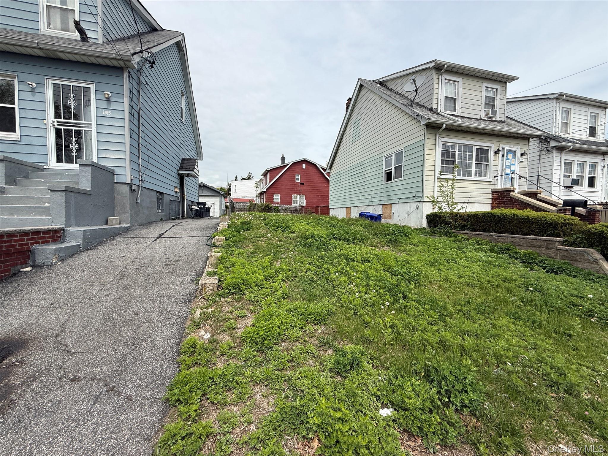 Land Adee  Bronx, NY 10469, MLS-993008-2