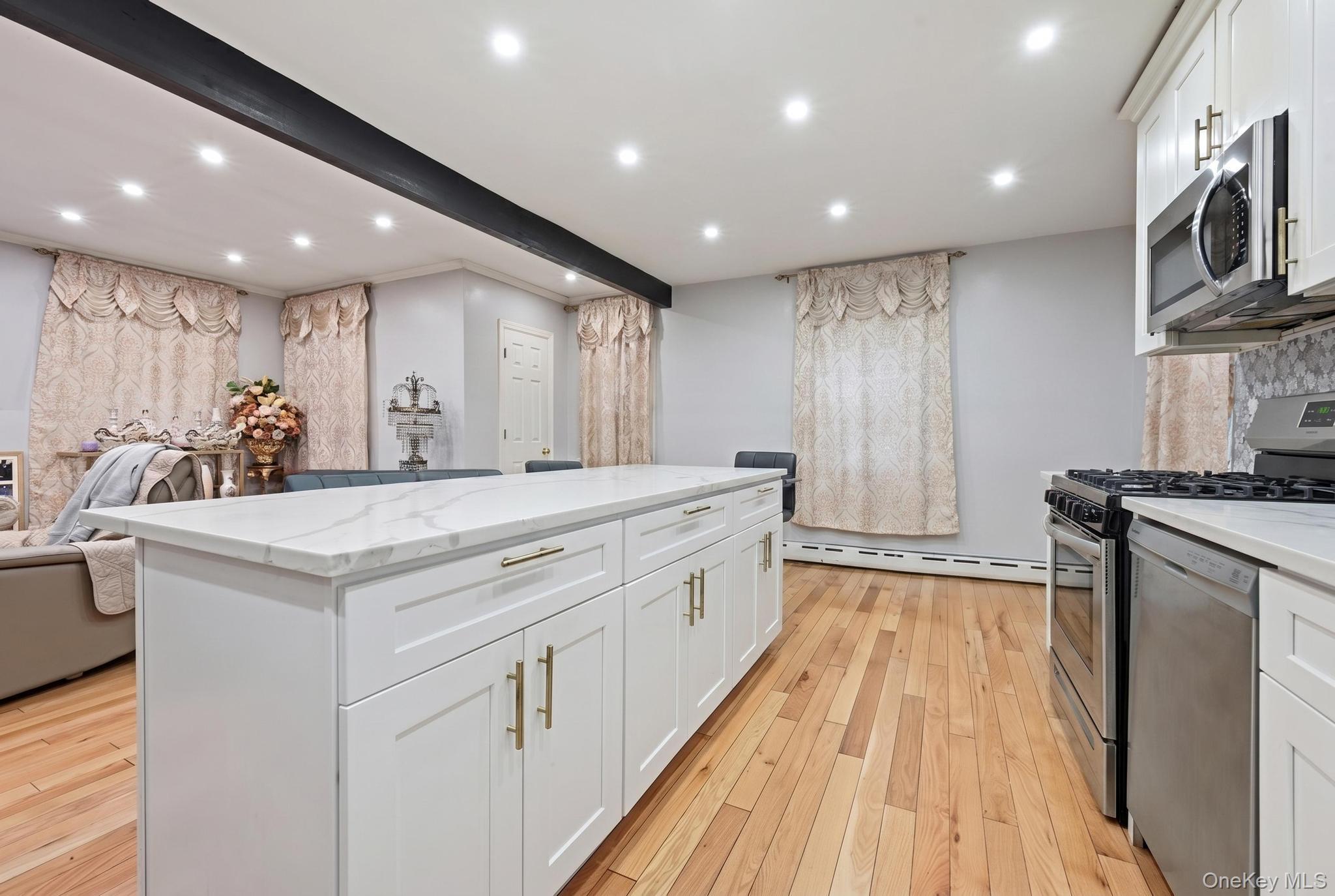Single Family 113th Drive Queens, NY 11429, MLS-993019-5