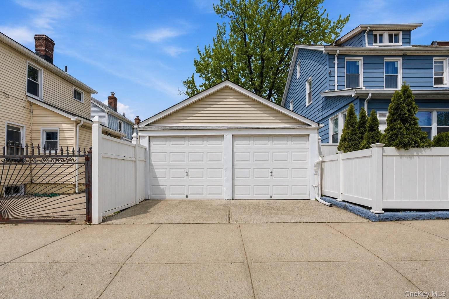 Single Family 147th  Queens, NY 11413, MLS-993074-33