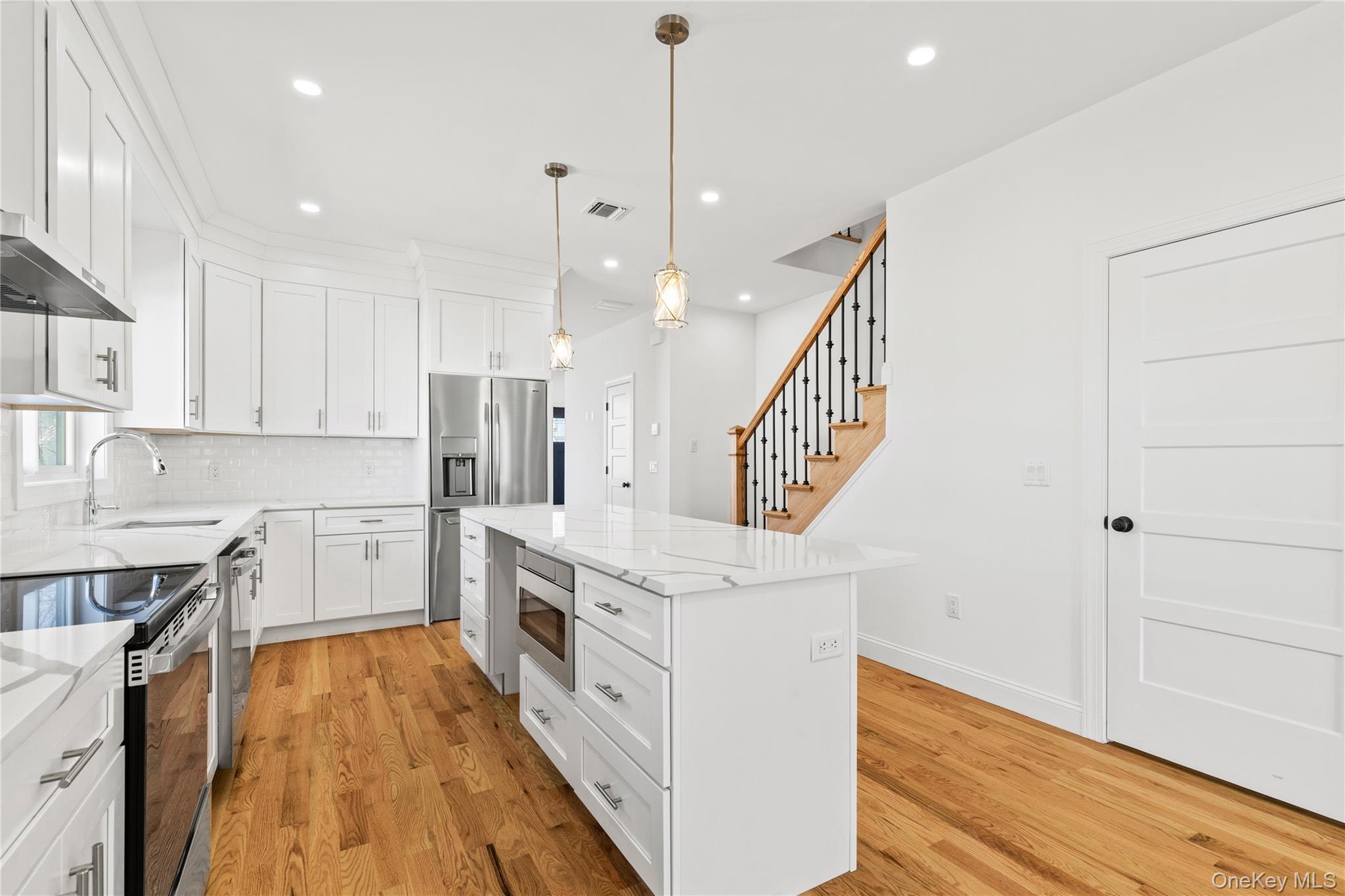 Single Family Annadale  Staten Island, NY 10312, MLS-993080-11
