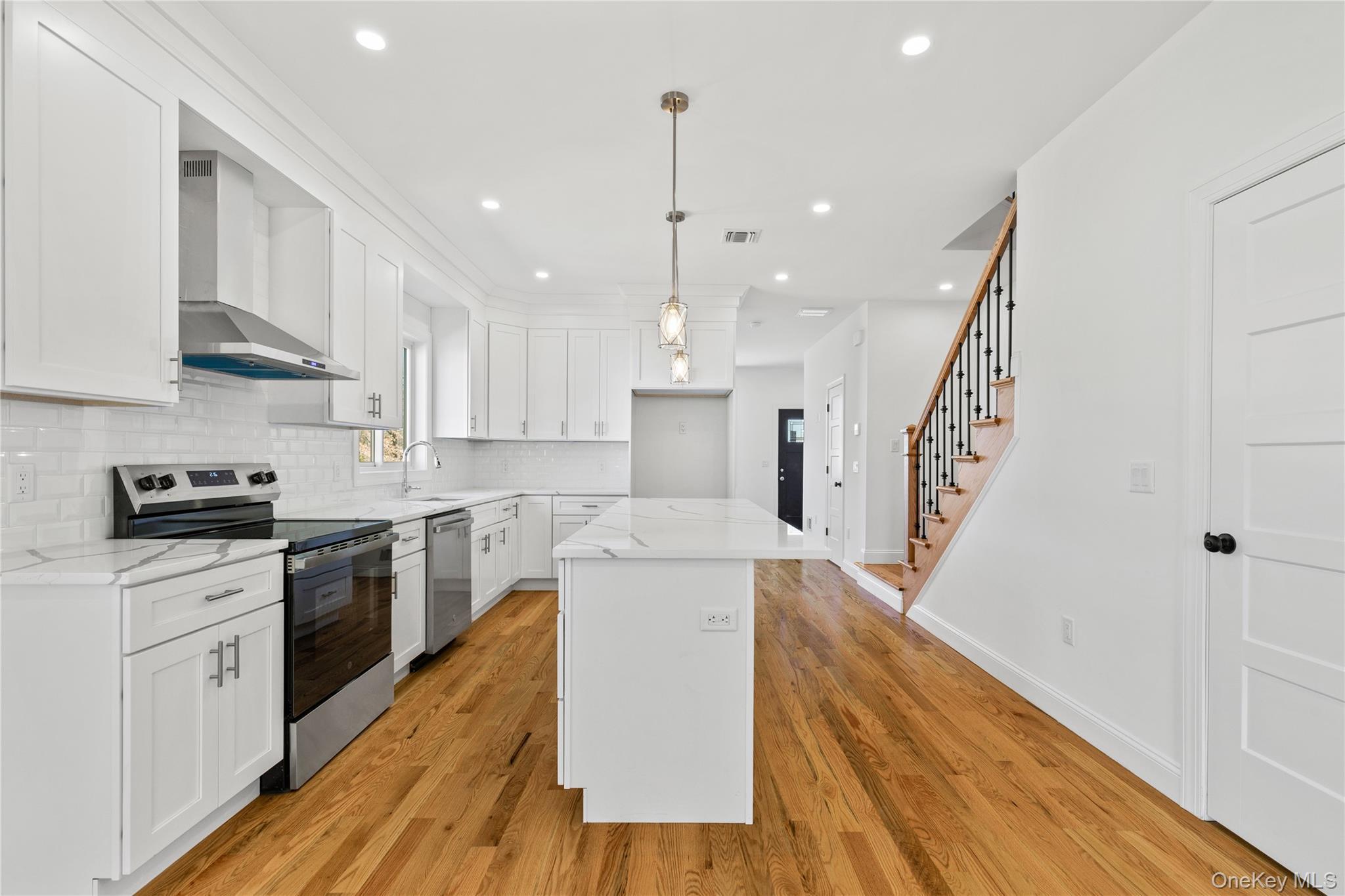 Single Family Annadale  Staten Island, NY 10312, MLS-993080-12