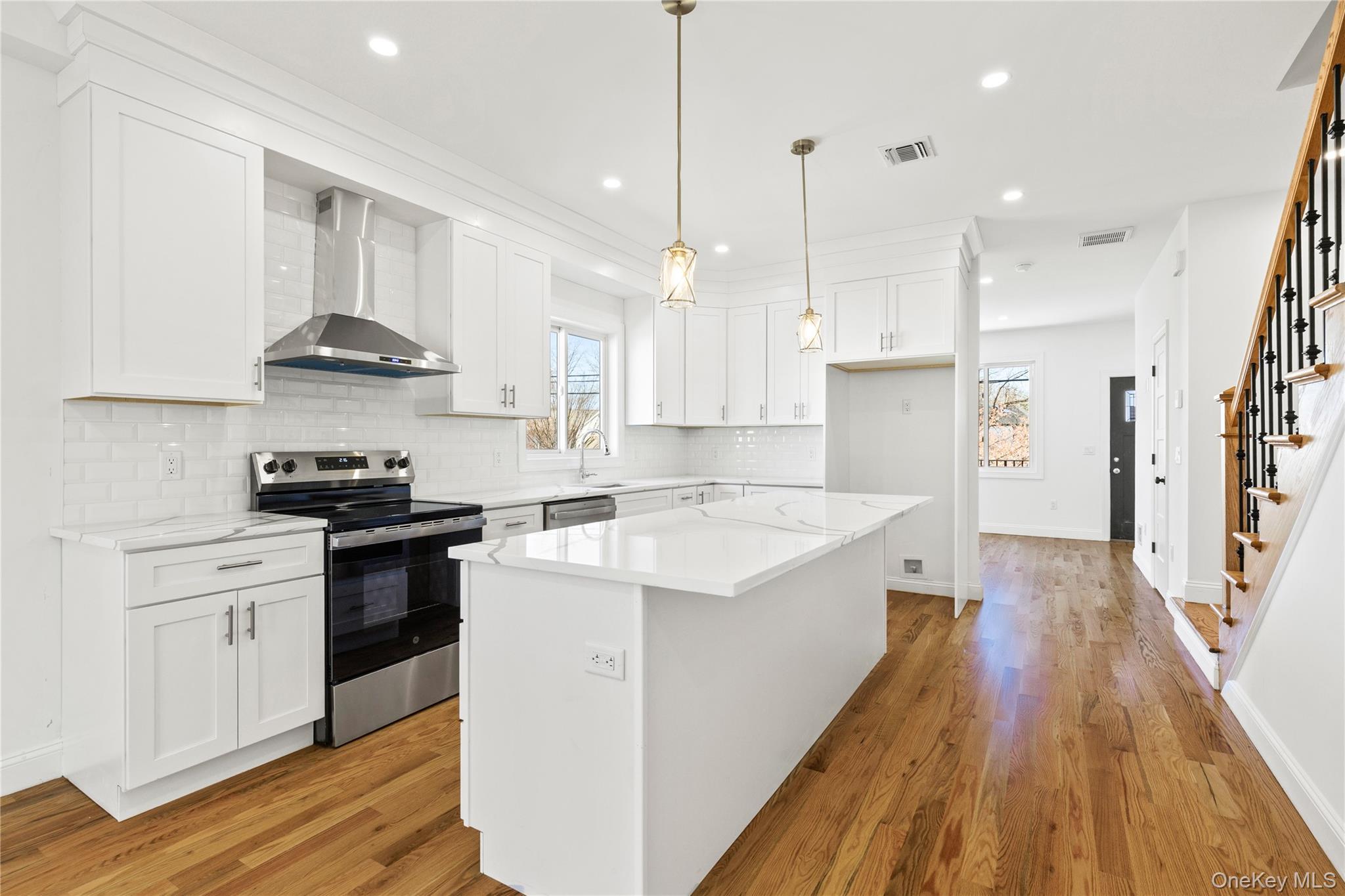 Single Family Annadale  Staten Island, NY 10312, MLS-993080-14