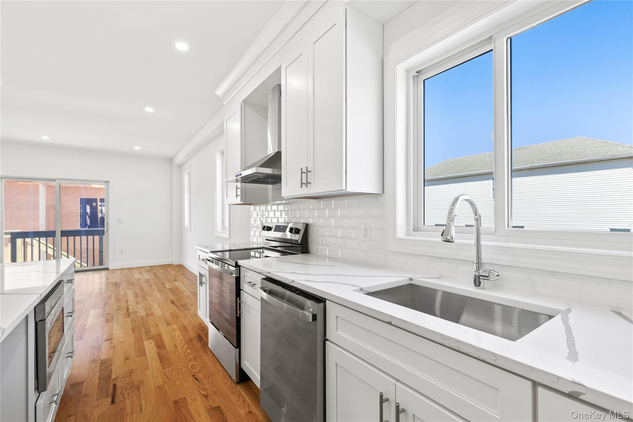 Single Family Annadale  Staten Island, NY 10312, MLS-993080-18
