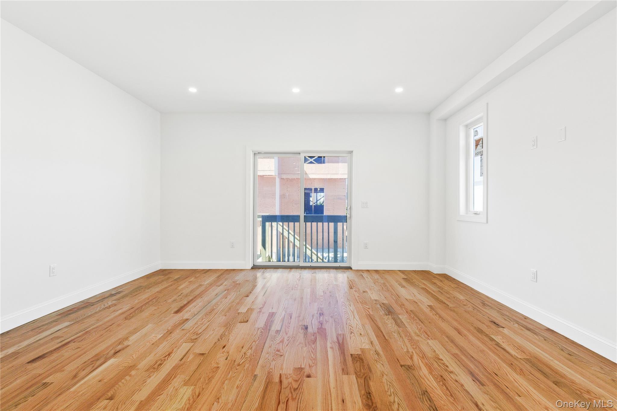 Single Family Annadale  Staten Island, NY 10312, MLS-993080-21