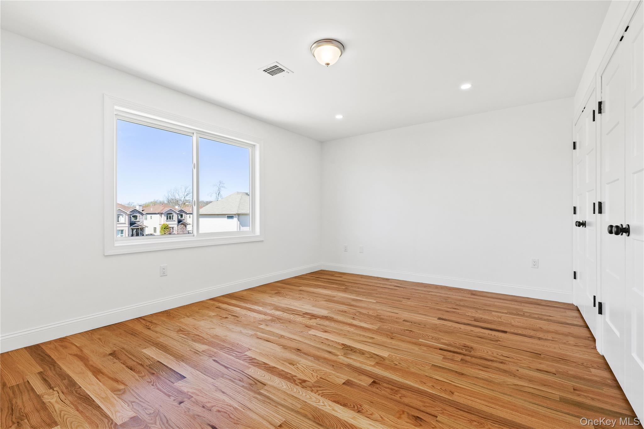 Single Family Annadale  Staten Island, NY 10312, MLS-993080-29