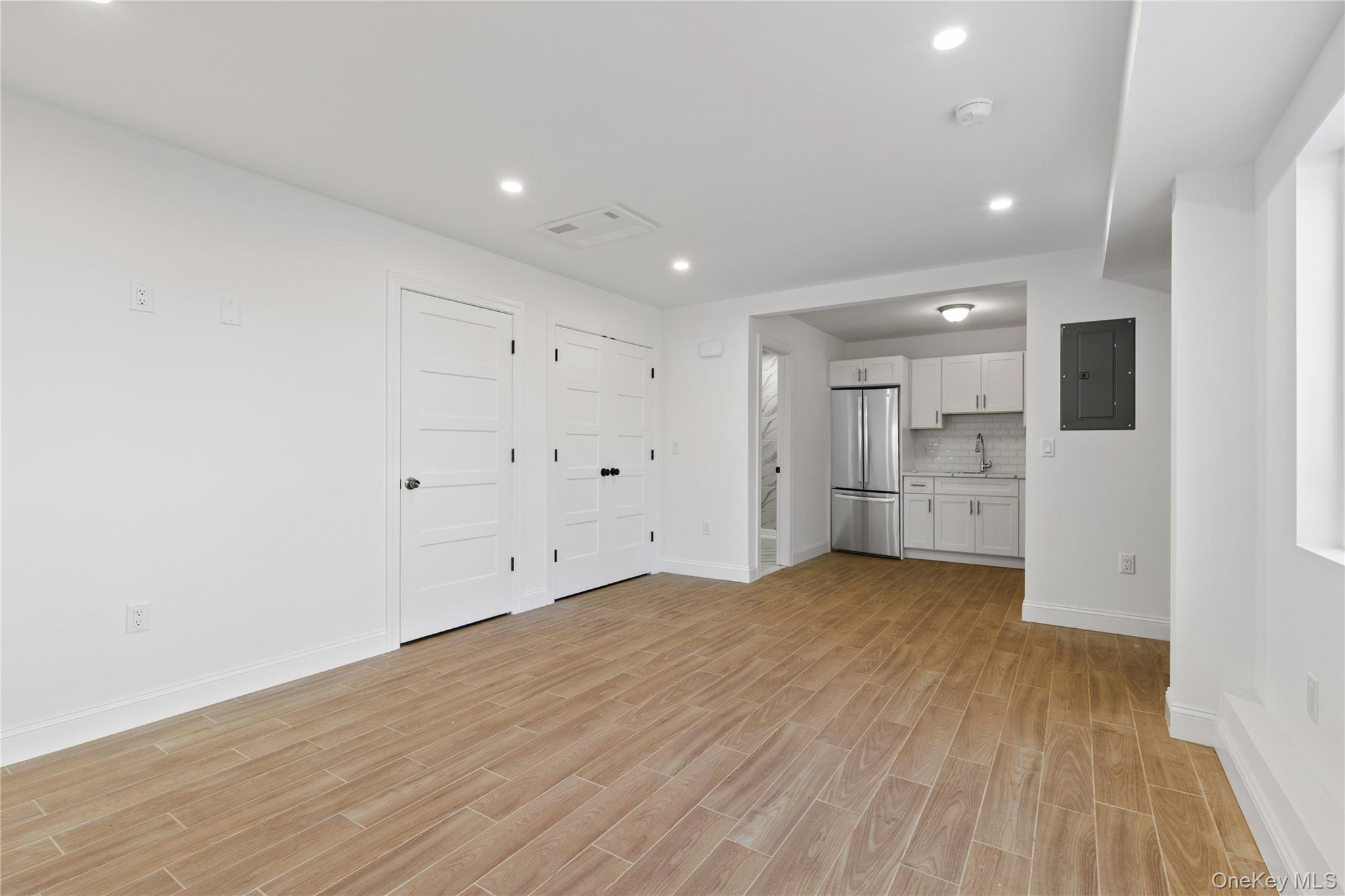 Single Family Annadale  Staten Island, NY 10312, MLS-993080-34