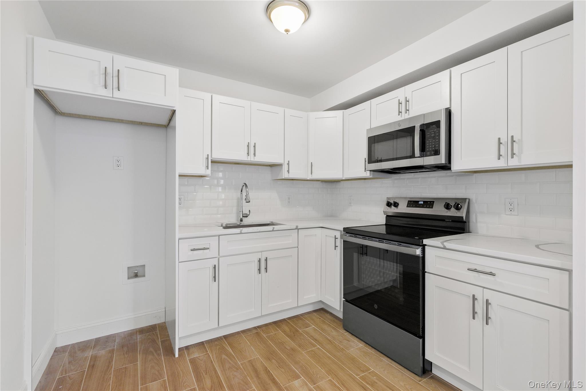Single Family Annadale  Staten Island, NY 10312, MLS-993080-37