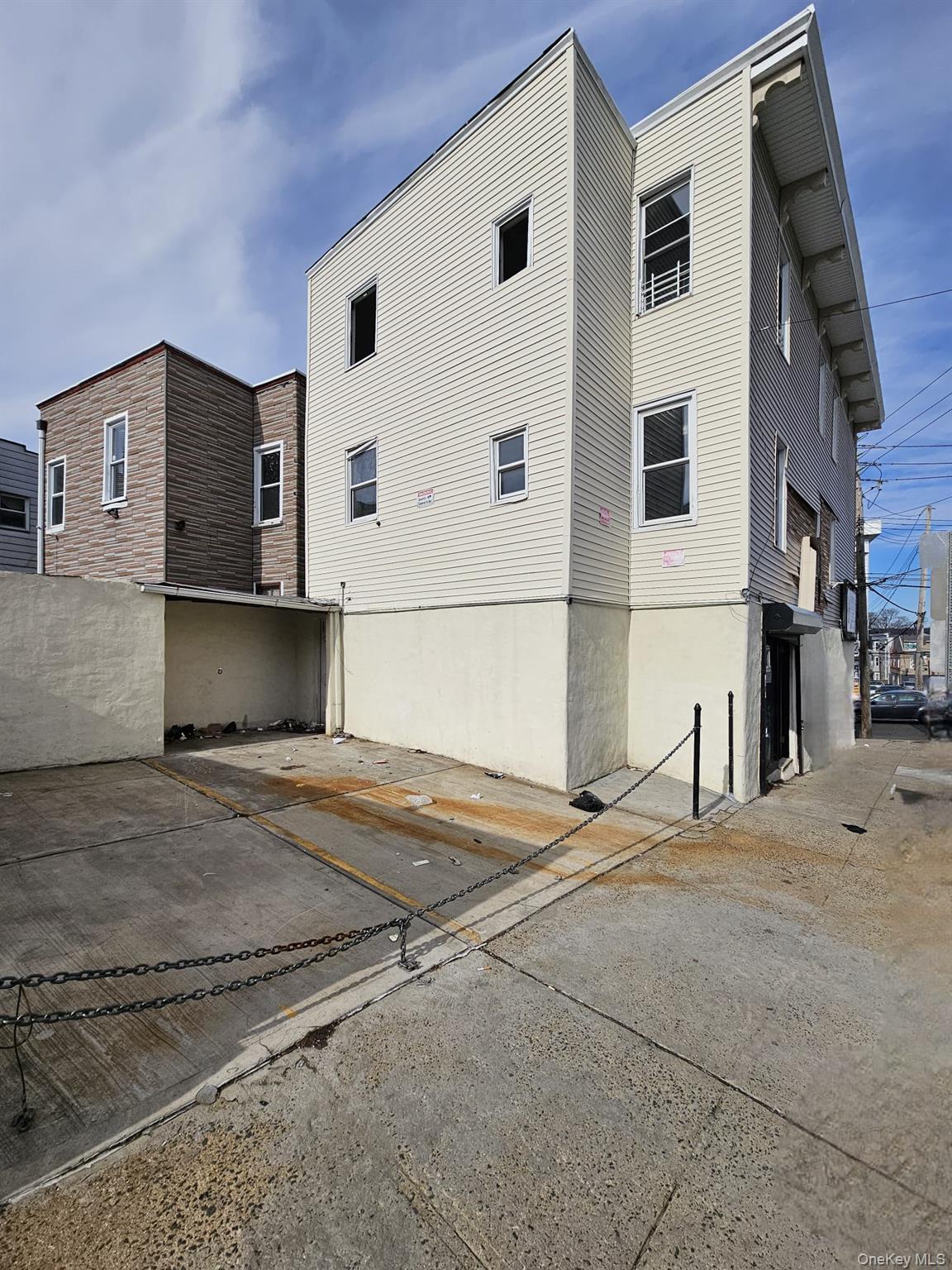 Single Family Walnut  Westchester County, NY 10701, MLS-993087-2