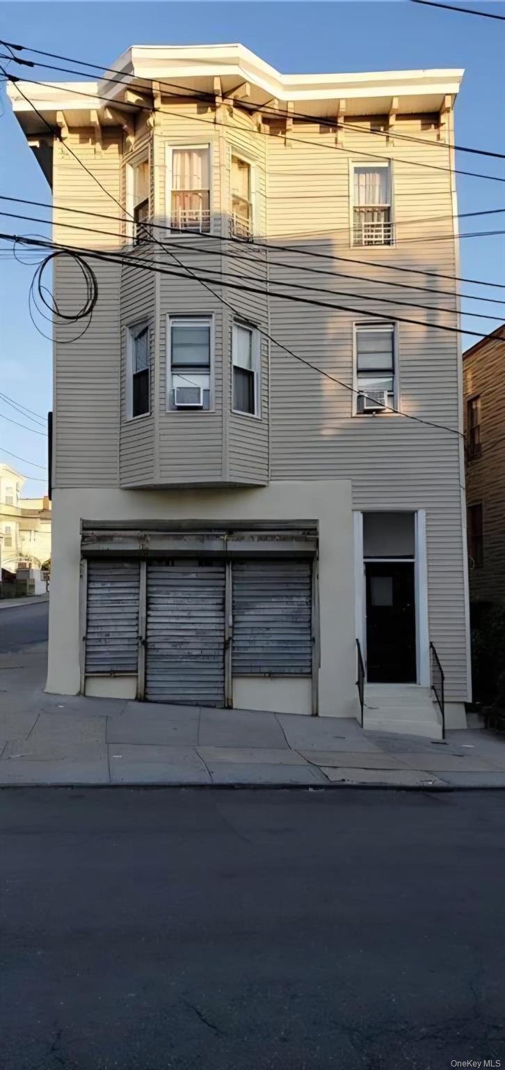 Single Family Walnut  Westchester County, NY 10701, MLS-993087-5