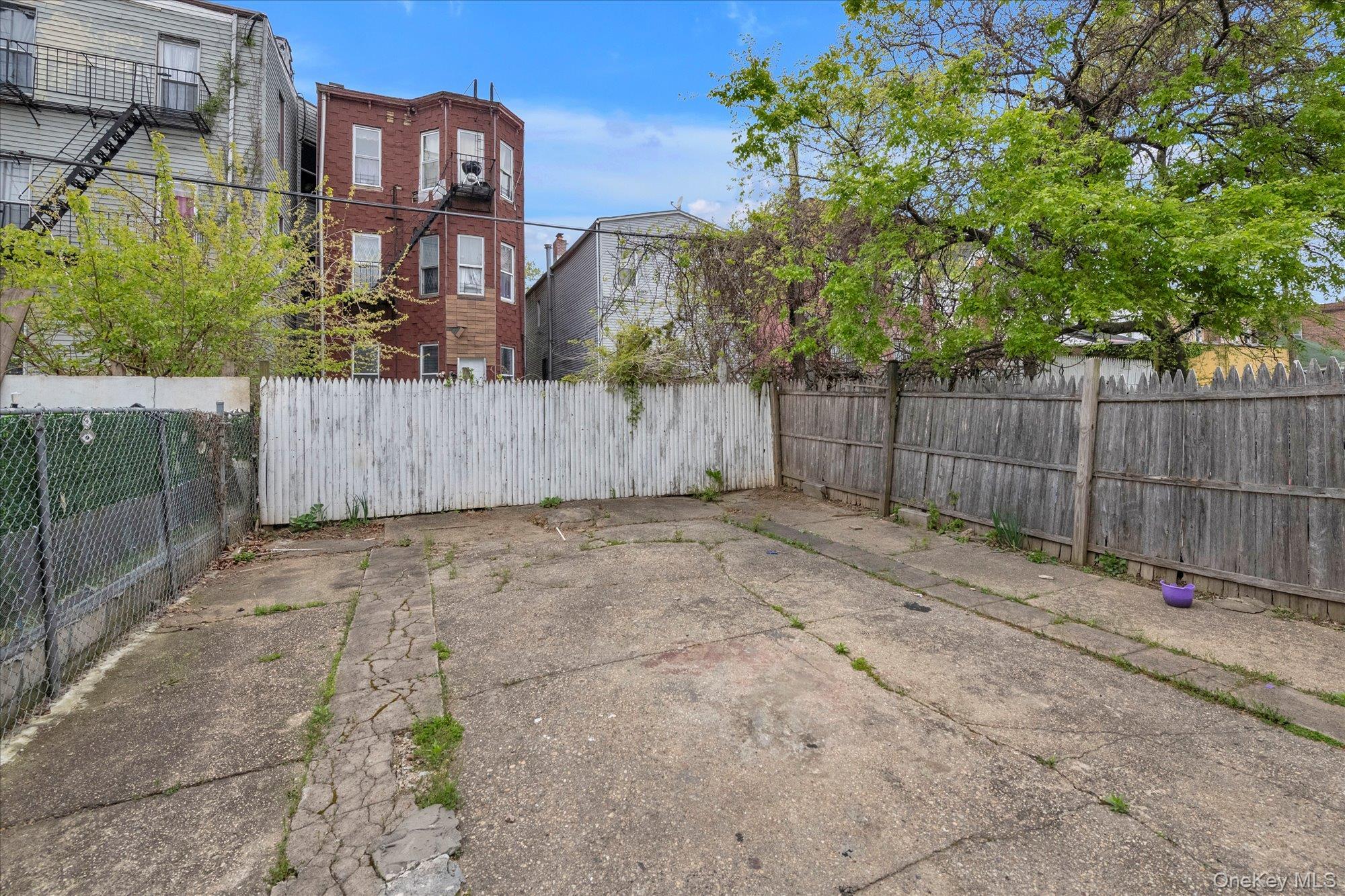 Single Family Van Siclen  Brooklyn, NY 11207, MLS-993105-19