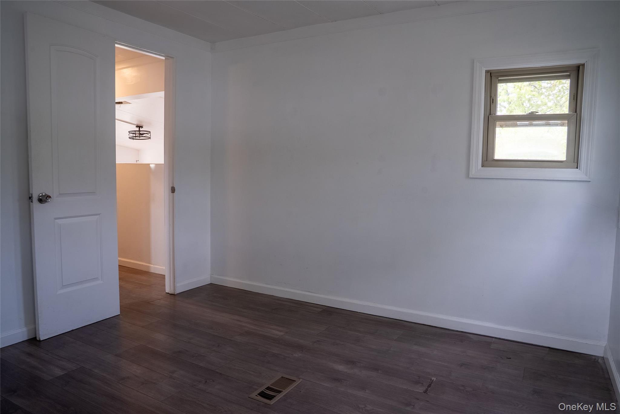 Single Family Minuteman  Suffolk County, NY 11716, MLS-993146-15
