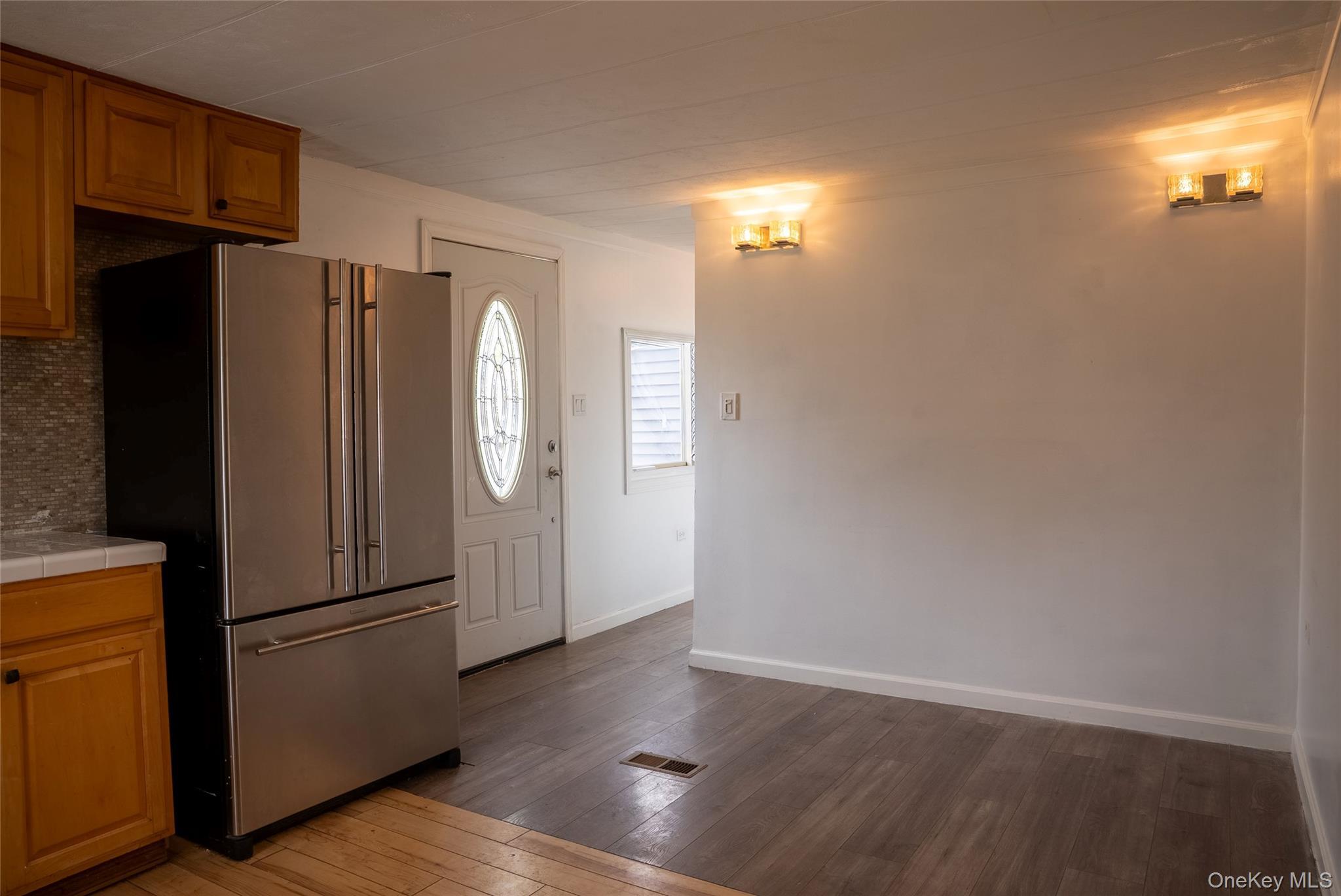 Single Family Minuteman  Suffolk County, NY 11716, MLS-993146-9