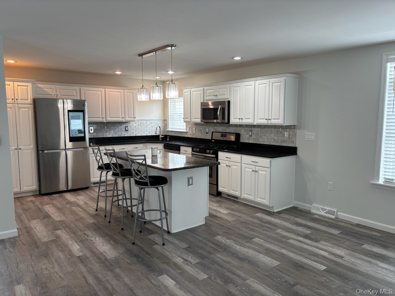 Single Family Old Country Road Suffolk County, NY 11901, MLS-993160-10