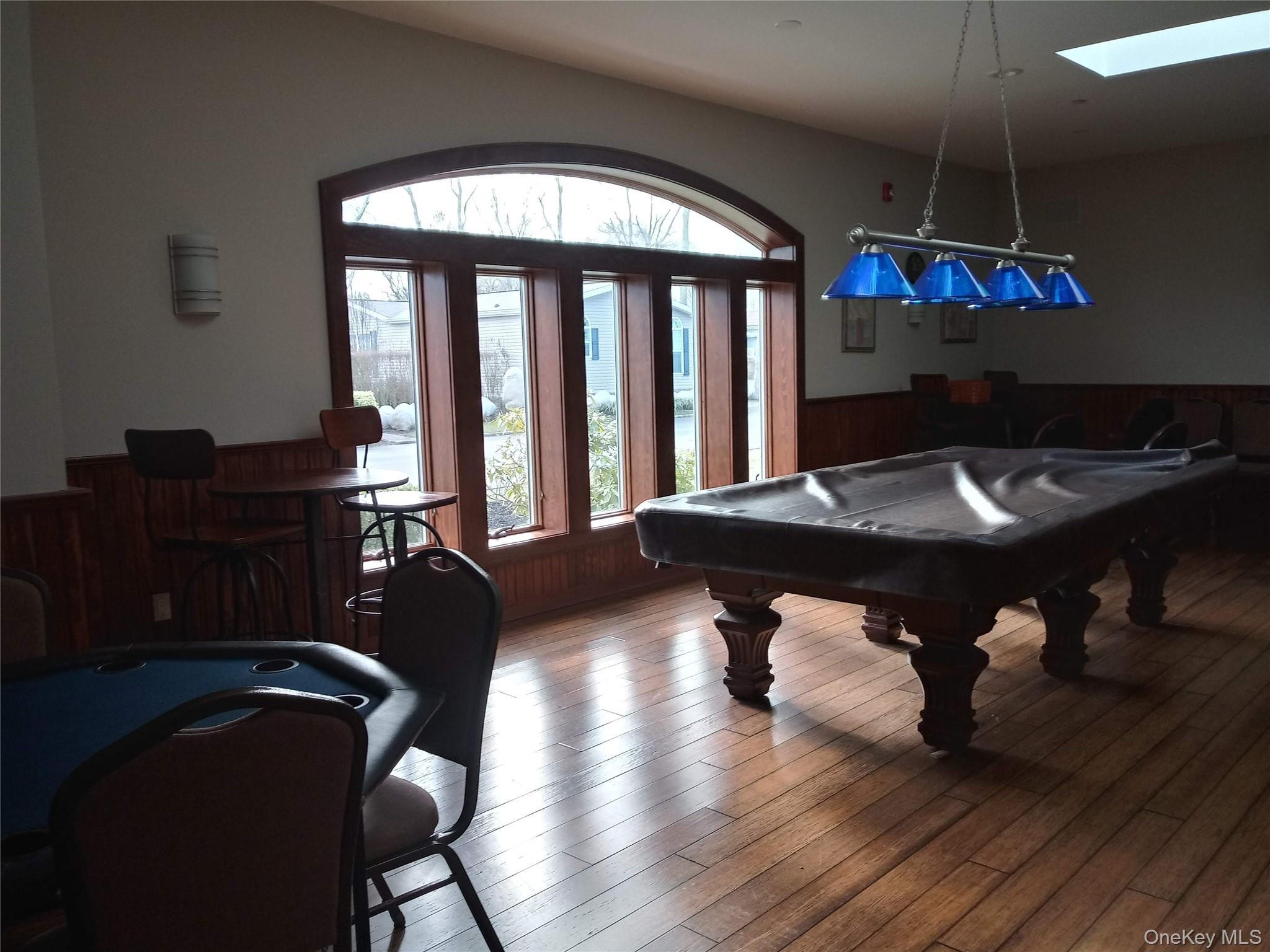 Single Family Old Country Road Suffolk County, NY 11901, MLS-993160-26