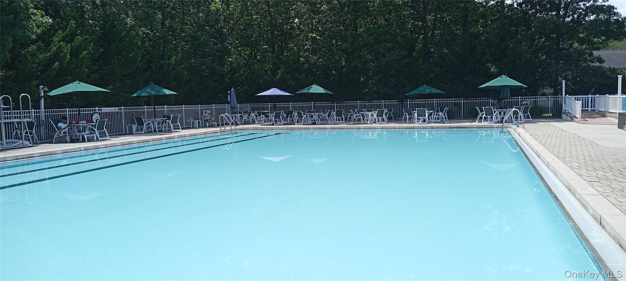 Single Family Old Country Road Suffolk County, NY 11901, MLS-993160-28