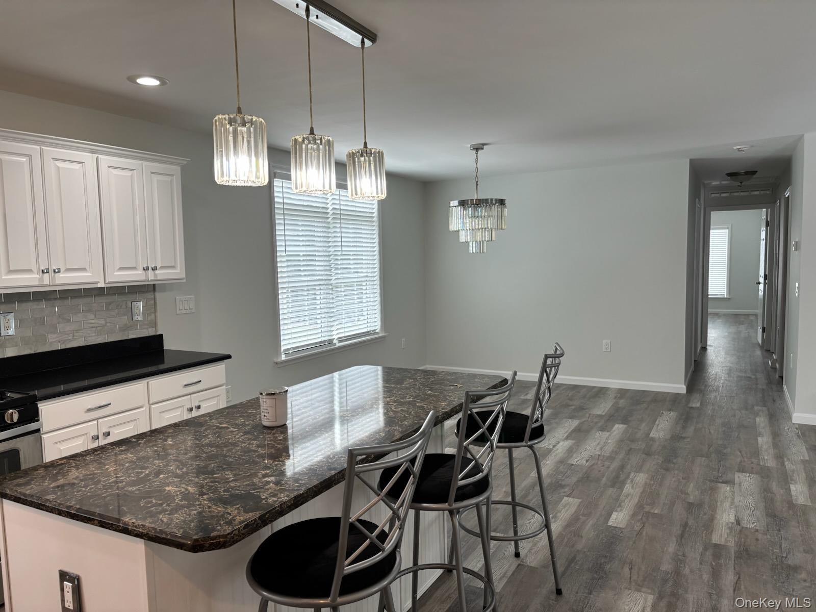 Single Family Old Country Road Suffolk County, NY 11901, MLS-993160-9