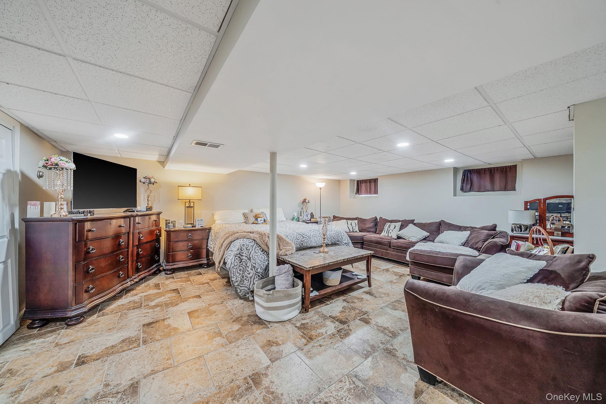 Single Family Burlington  Suffolk County, NY 11729, MLS-993183-22
